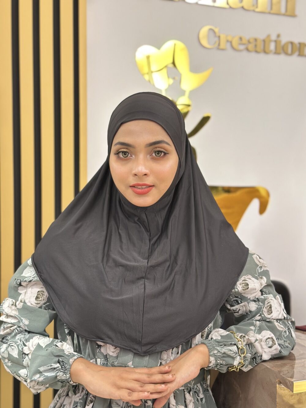 প্রিমিয়াম কোরিয়ান প্লেইন হিজাব - Image 2
