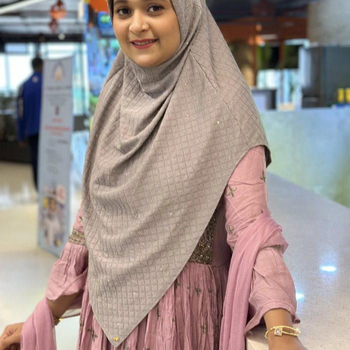 Premium Malaysian Hijab Grey